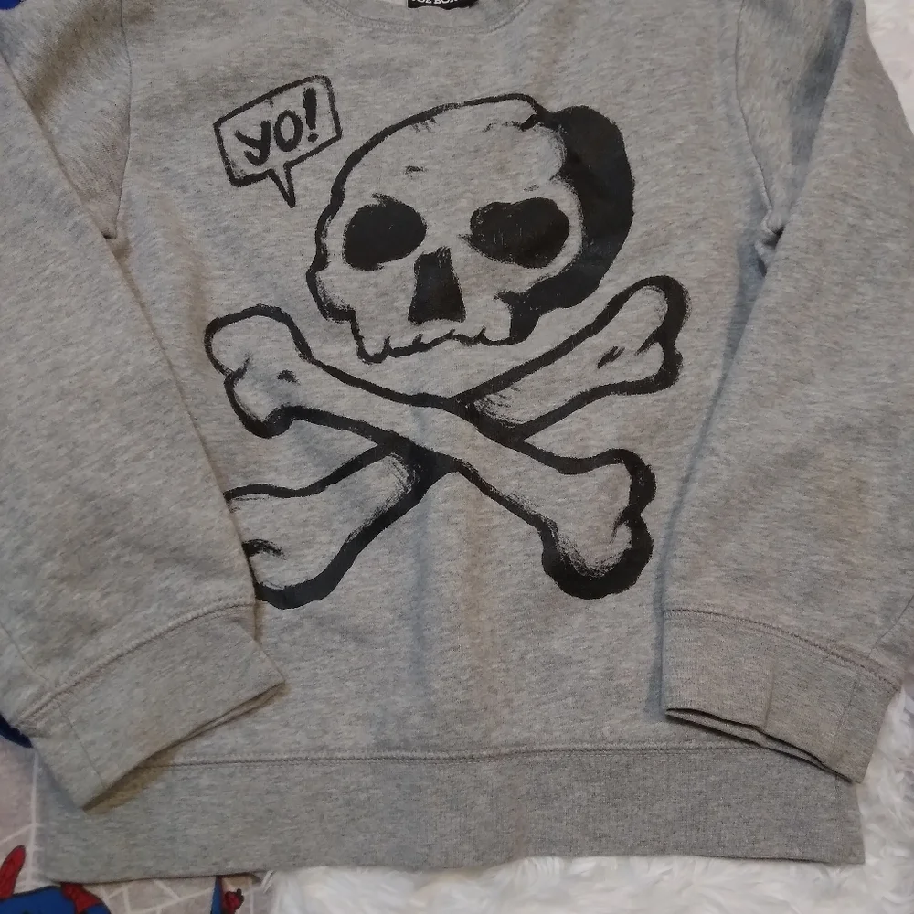 Boys Size 8 Clothing Custom Bundle Summer Fall Winter 9 pieces Sweatshirts pjs